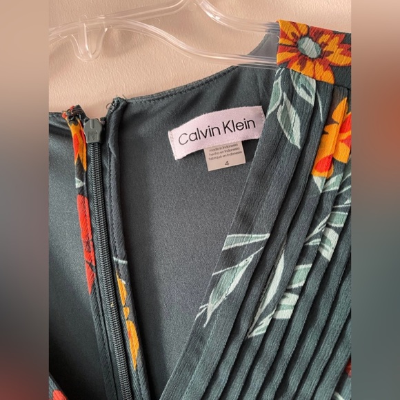 Green Floral Print Multicolor Calvin Klein Shift Dress - Picture 6 of 6